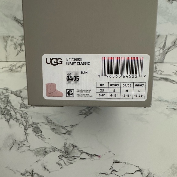 UGG Baby Infant Classic Pink Boots Booties 11436931 Size 4/5C - Picture 8 of 8